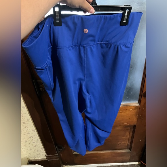 Livi Active 22/24 capris - Picture 5 of 5